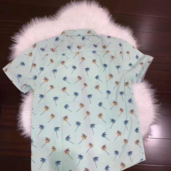 Free Planet shirt - Picture 3 of 5